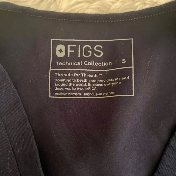 FIGS Catarina Scrub Top - Small Navy - Picture 7 of 7